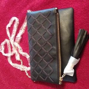 URBAN EXPRESSION PURSE